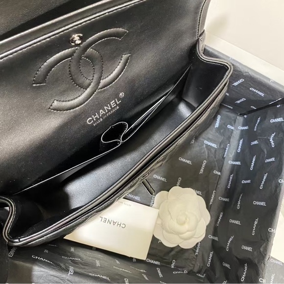 Chanel Black Wallet On Chain Classic Black Lambskin Pristine - Picture 4 of 5